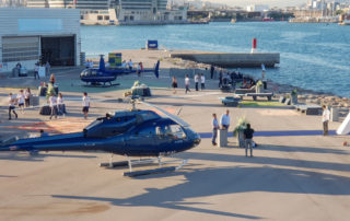 Vistas de Helipuerto de Barcelona con helicópteros de SKYTOURBCN