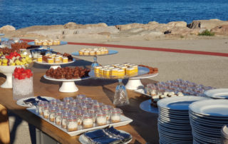 Canapés de evento de día realizado en helipuerto de Barcelona por SKYTOURBCN